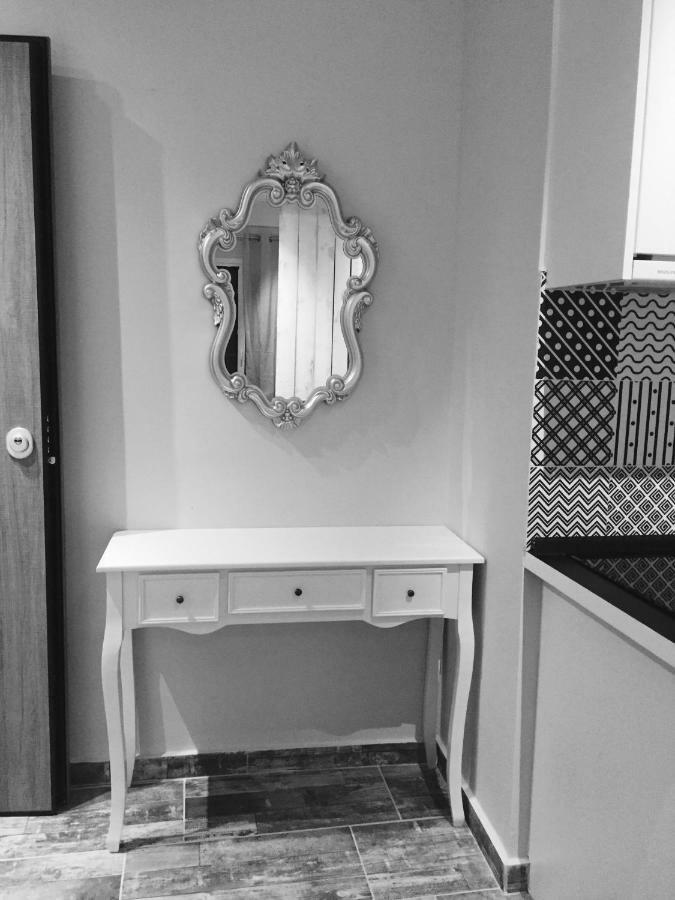 Vivian House Appartement Thessaloniki Buitenkant foto